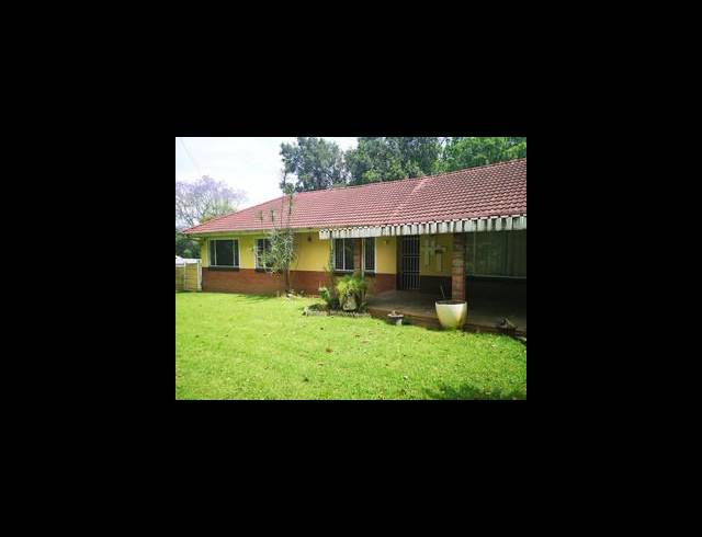 3 BEDROOM HOUSE TO LET IN BLACKRIDGE